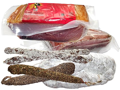 LOT CHARCUTERIE CATALANE N°2 : Fouets,Jambon Serrano,Poitrine,Noix de jambon LOT CHARCUTERIE CATALANE N°2 : Fouets,Jambon Serrano,Poitrine,Noix de jambon