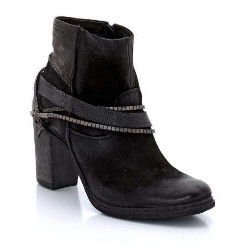 Boots à talons en  cuir de chèvre