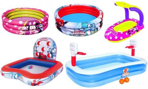 Piscines et Aires de Jeux Piscines et Aires de Jeux