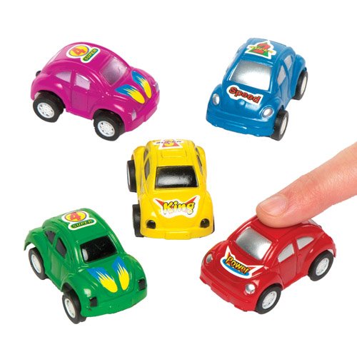 Petits jouets en forme de voitures de course, à offrir et à glisser dans les pochettes-surprises des enfants lors des fêtes pour qu'ils jouent avec (Lot de 6). Petits jouets en forme de voitures de course, à offrir et à glisser dans les pochettes-surprises des enfants lors des fêtes pour qu'ils jouent avec (Lot de 6).