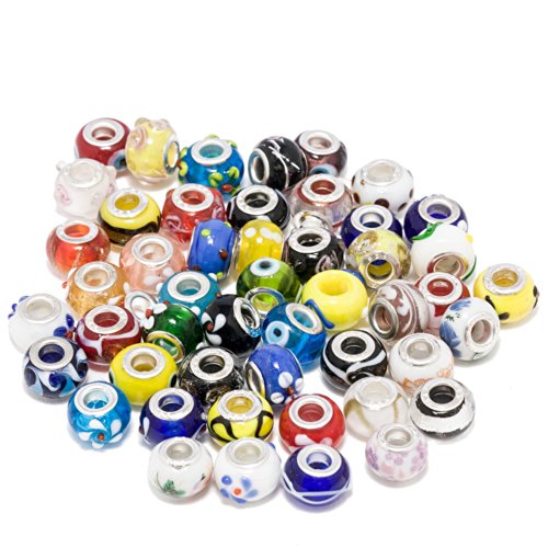 Mélange de 50 perles style verre soufflé Murano pour les bracelets charms par KurtzyTM Mélange de 50 perles style verre soufflé Murano pour les bracelets charms par KurtzyTM