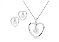 Bijoux cSurs en argent ornés de perles de culture d'eau douce dès 12,90€ Bijoux cSurs en argent ornés de perles de culture d'eau douce dès 12,90€