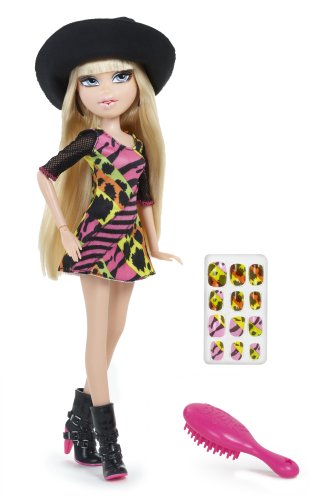 Bratz - Totally Polished - Cloe - Poupée 25 cm (Import Royaume-Uni) Bratz - Totally Polished - Cloe - Poupée 25 cm (Import Royaume-Uni)