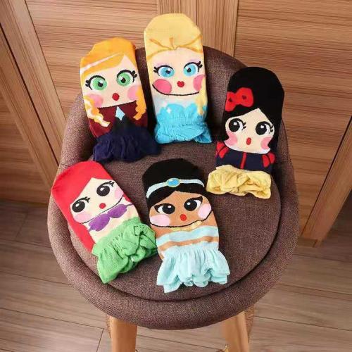 Chaussettes en 3D avec des motifs de princesses