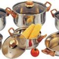 Lot 12 Ustensiles Gold Chef 4 Faitouts 1 Sauteuse 1 Casserole 6 Couvercles Lot 12 Ustensiles Gold Chef 4 Faitouts 1 Sauteuse 1 Casserole 6 Couvercles